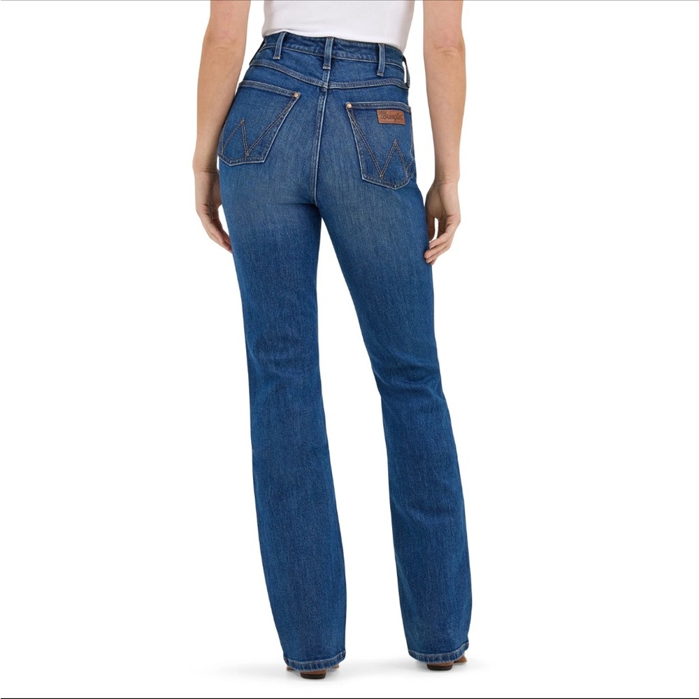Wrangler Women's Boot Cut Jeans - Blue